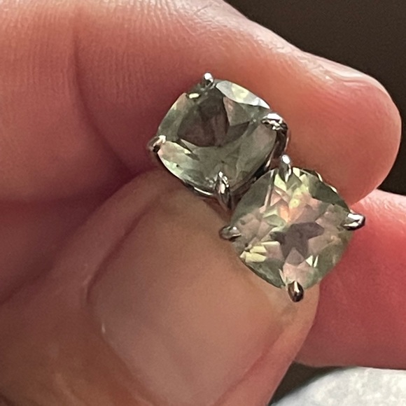 Effy Green Quartz Stud Earrings - Picture 7 of 7